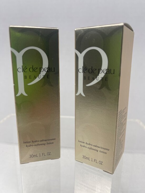 cle de peau Other - Cle de Peau Beaute Hydro-Softening Lotion 1oz/30mL Travel Size LOT of 2 NEW